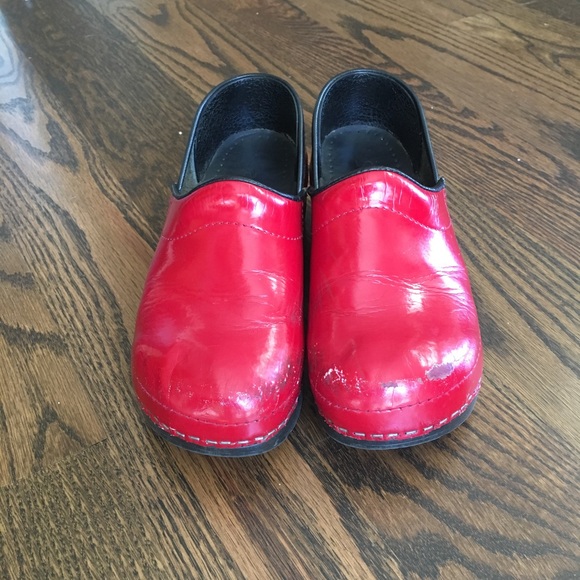 ❌DONATED❌ Red Sanita clog - Picture 3 of 6